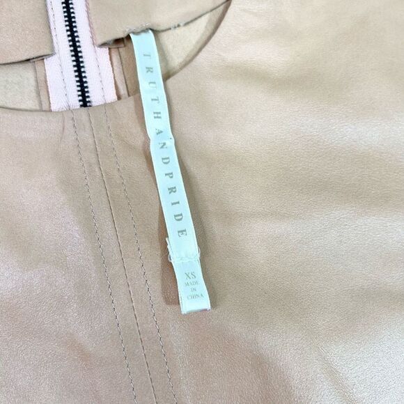 Truth and Pride Shirt Womens XS Blush Peach Leather Back Zip T-Shirt Style - Picture 3 of 9